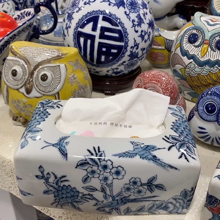 【闪购商品】摆件陶瓷纸巾盒摆件。。。