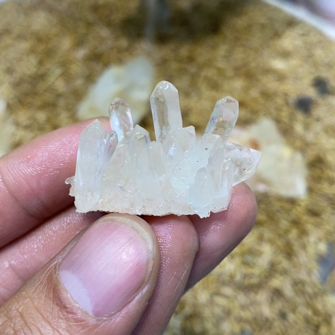 水晶原石摆件未镶嵌水晶