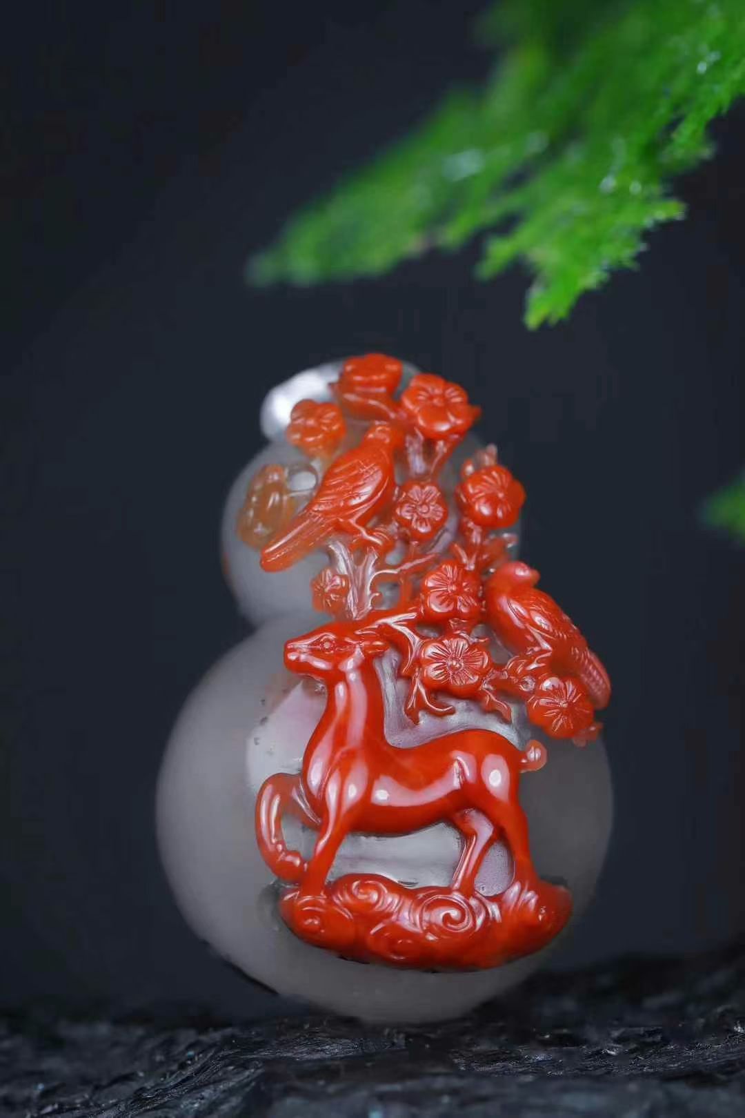 四川凉山南红玛瑙葫芦吊坠手玩件