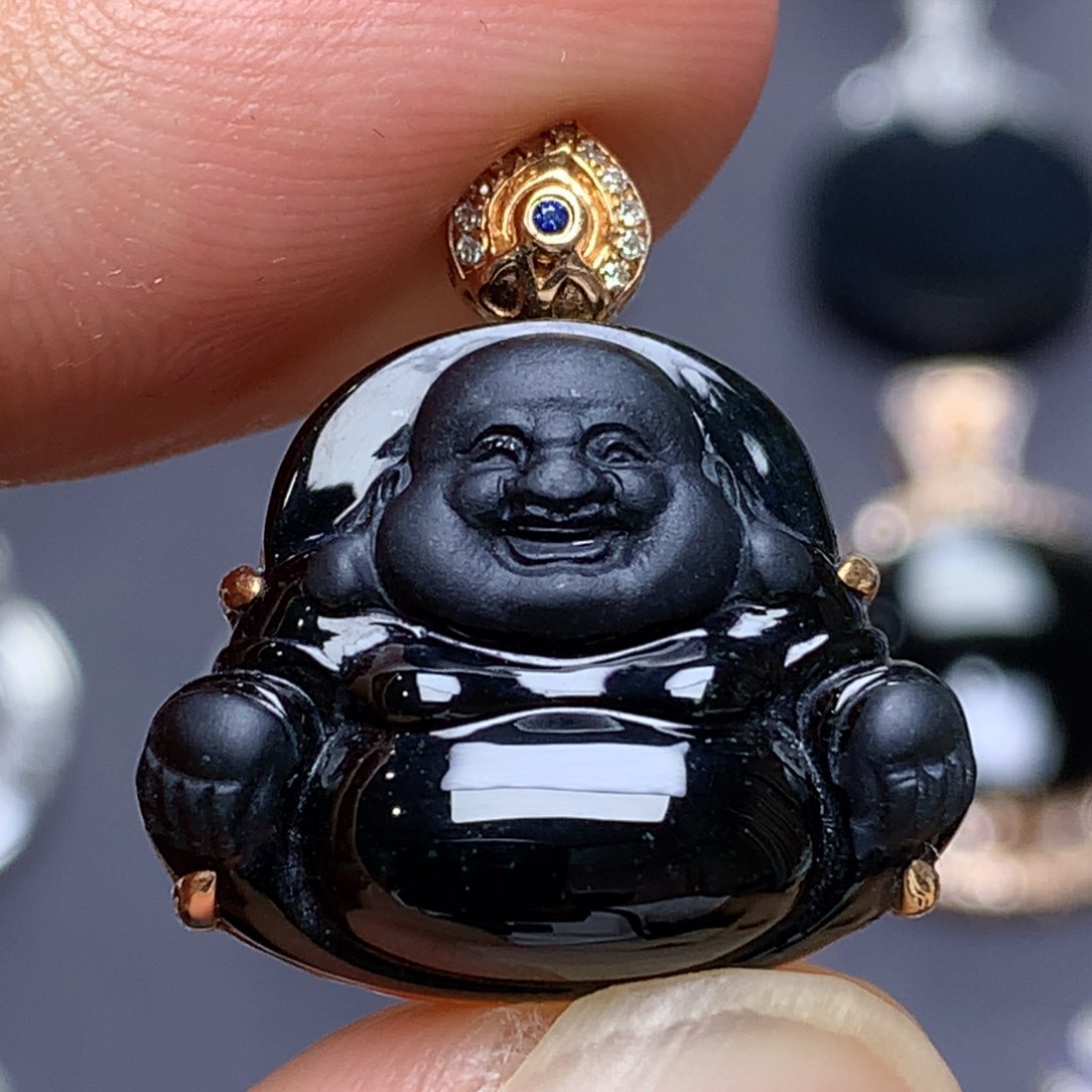 颈饰18K金镶嵌翡翠墨翠佛公