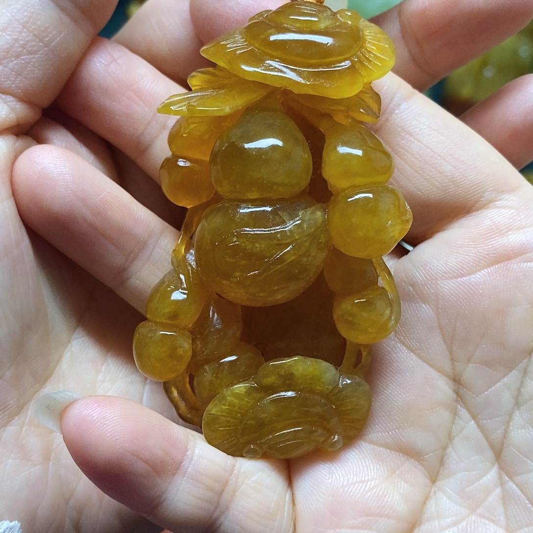 岫玉未镶嵌吊坠(赠链)