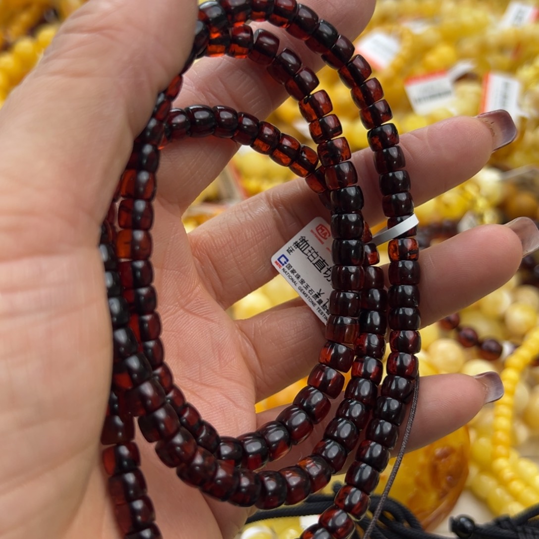 琥珀珠宝奇石未镶嵌