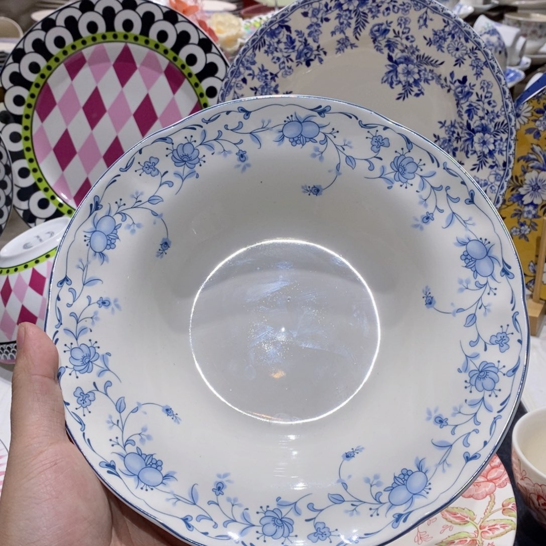 瓷微瑕小蓝莓草帽盘