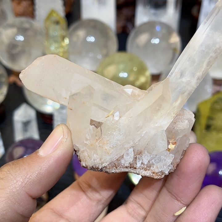 水晶摆件未镶嵌晶簇