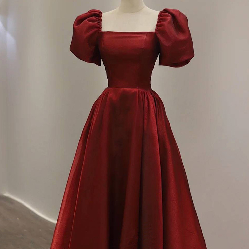 敬酒服新娘高级质感新款春季酒红色小个子订婚晚礼服裙女平时DH5