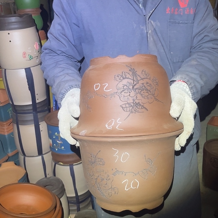 紫砂花盆紫砂花盆和小