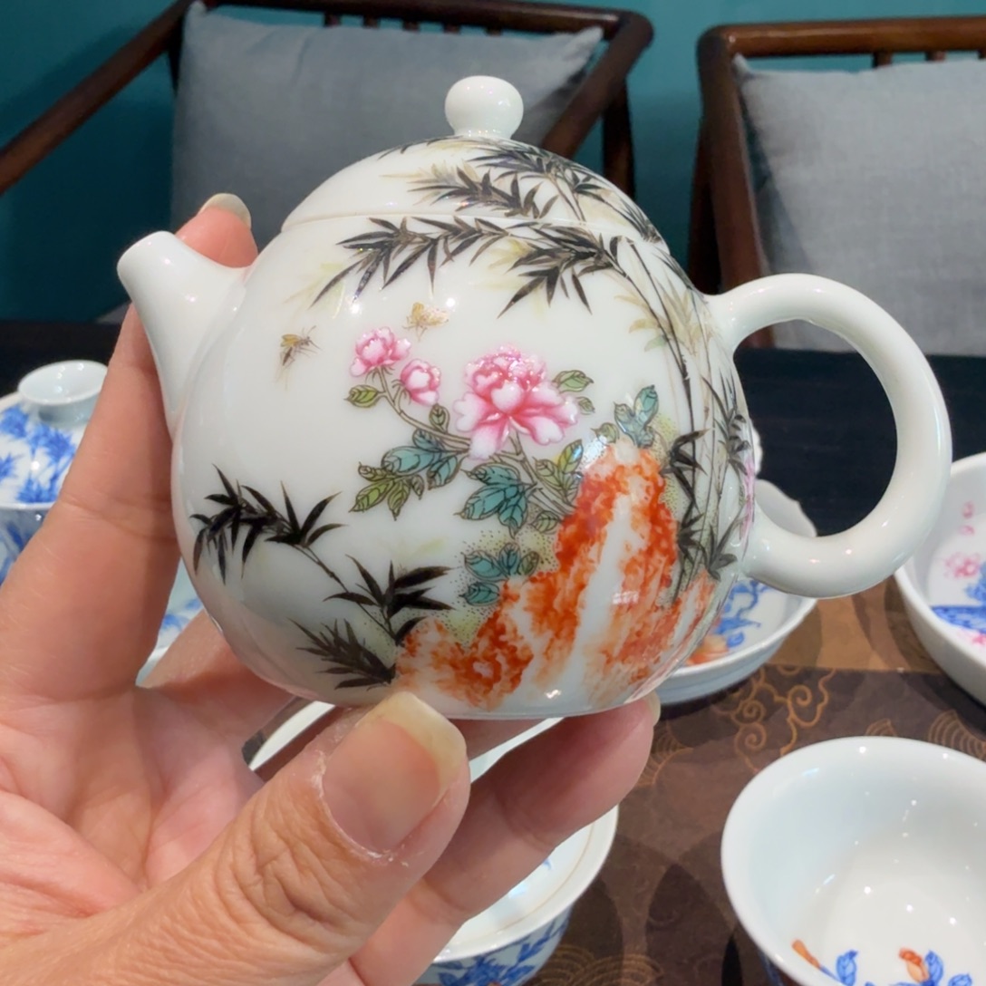 酱***一手绘竹影摇风小壶