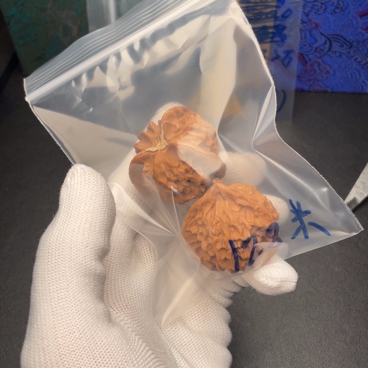 文玩核桃吊坠盘山