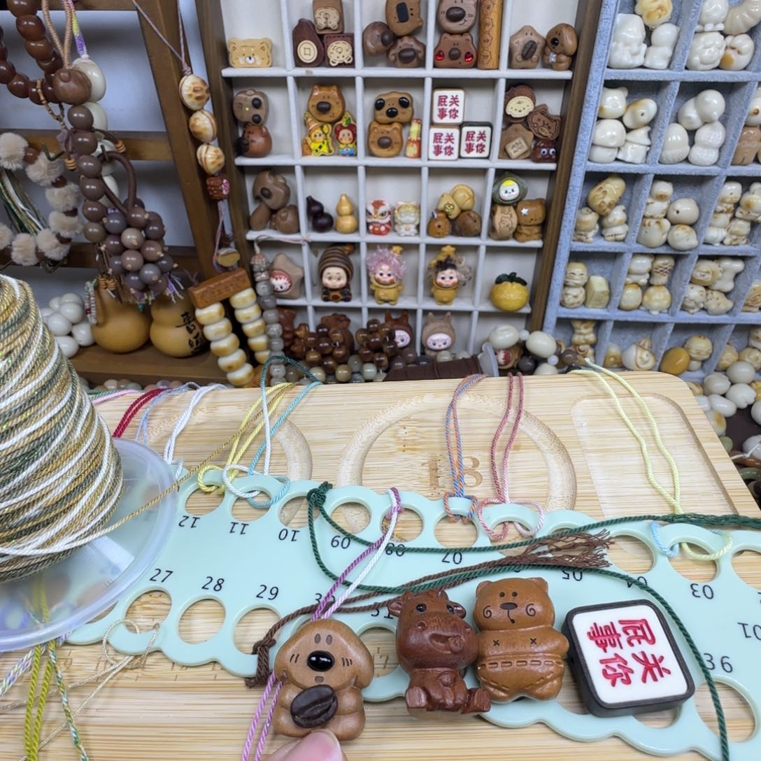 摆***鱼吊坠菩提根/象牙果