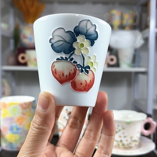 手绘高温釉下彩陶瓷