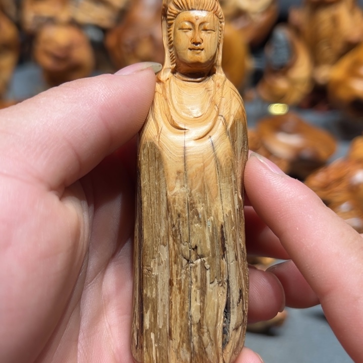 柏木（崖柏）点点关注