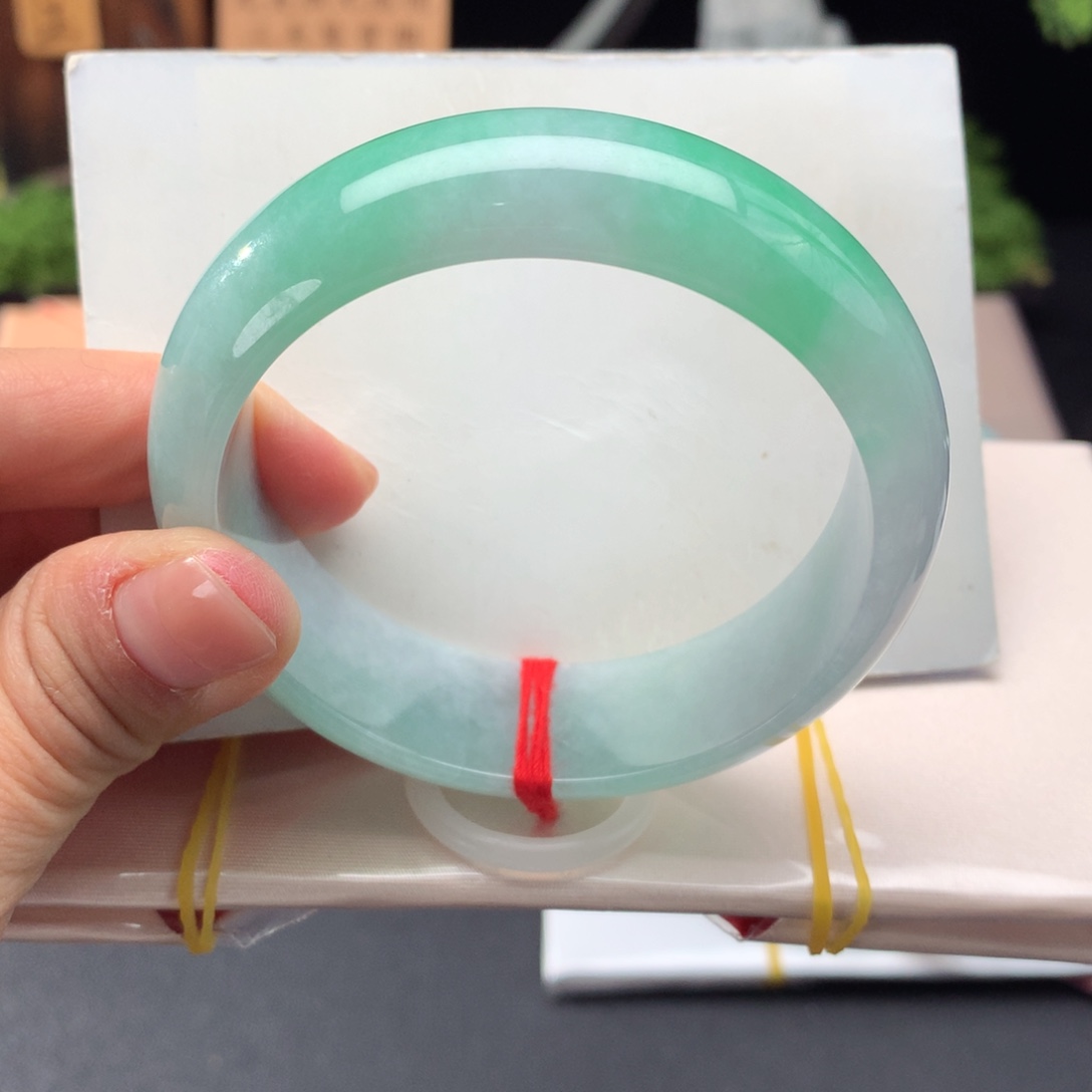 翡翠未镶嵌手镯纯天然缅甸翡翠