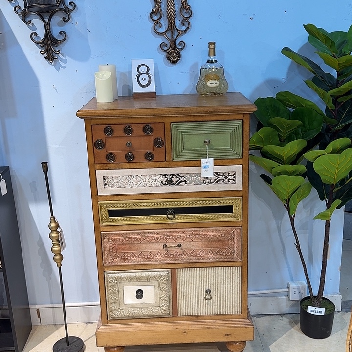 有机玻璃木质柜子