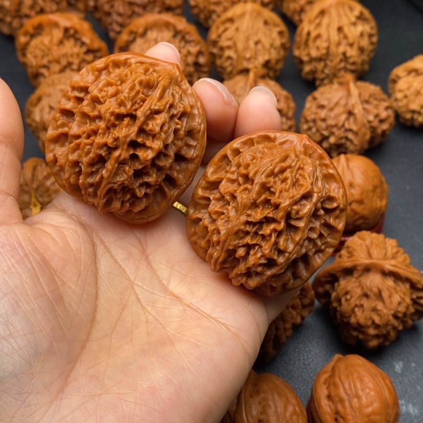 【闪购商品】文玩核桃把件42大花
