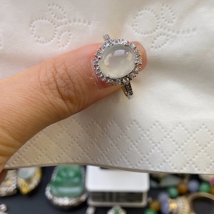 髙***兴翡翠银S925镶嵌戒指蛋面