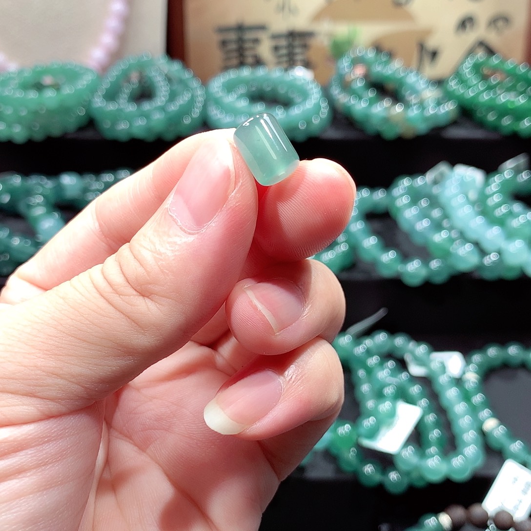 S***9翡翠未镶嵌手链卡8