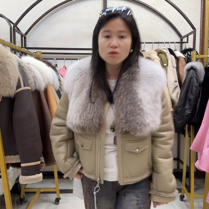 小***墨真皮皮衣皮毛一体