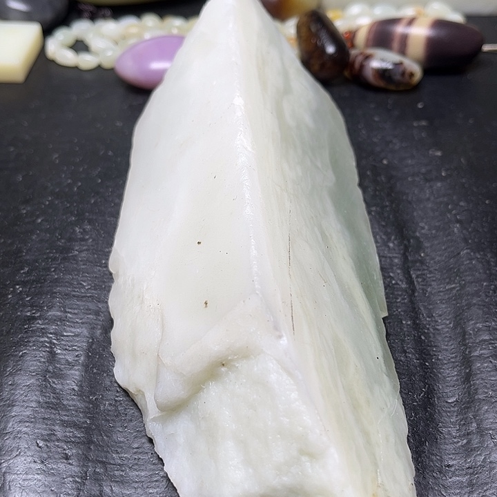 和田玉未镶嵌笔搁