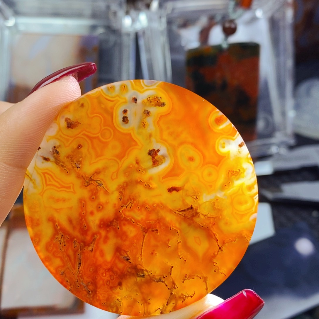 玛瑙/玉髓颈饰未镶嵌