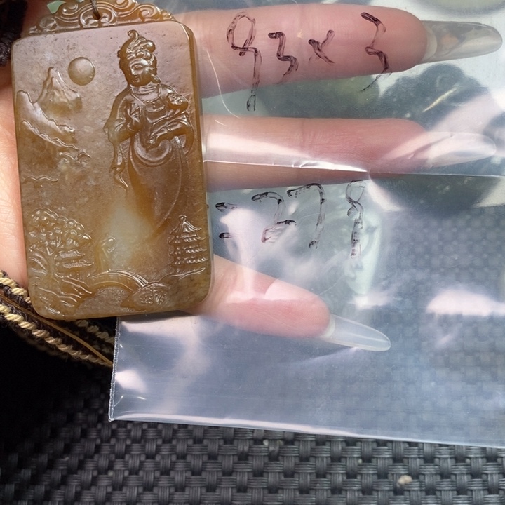 和田玉颈饰未镶嵌王*