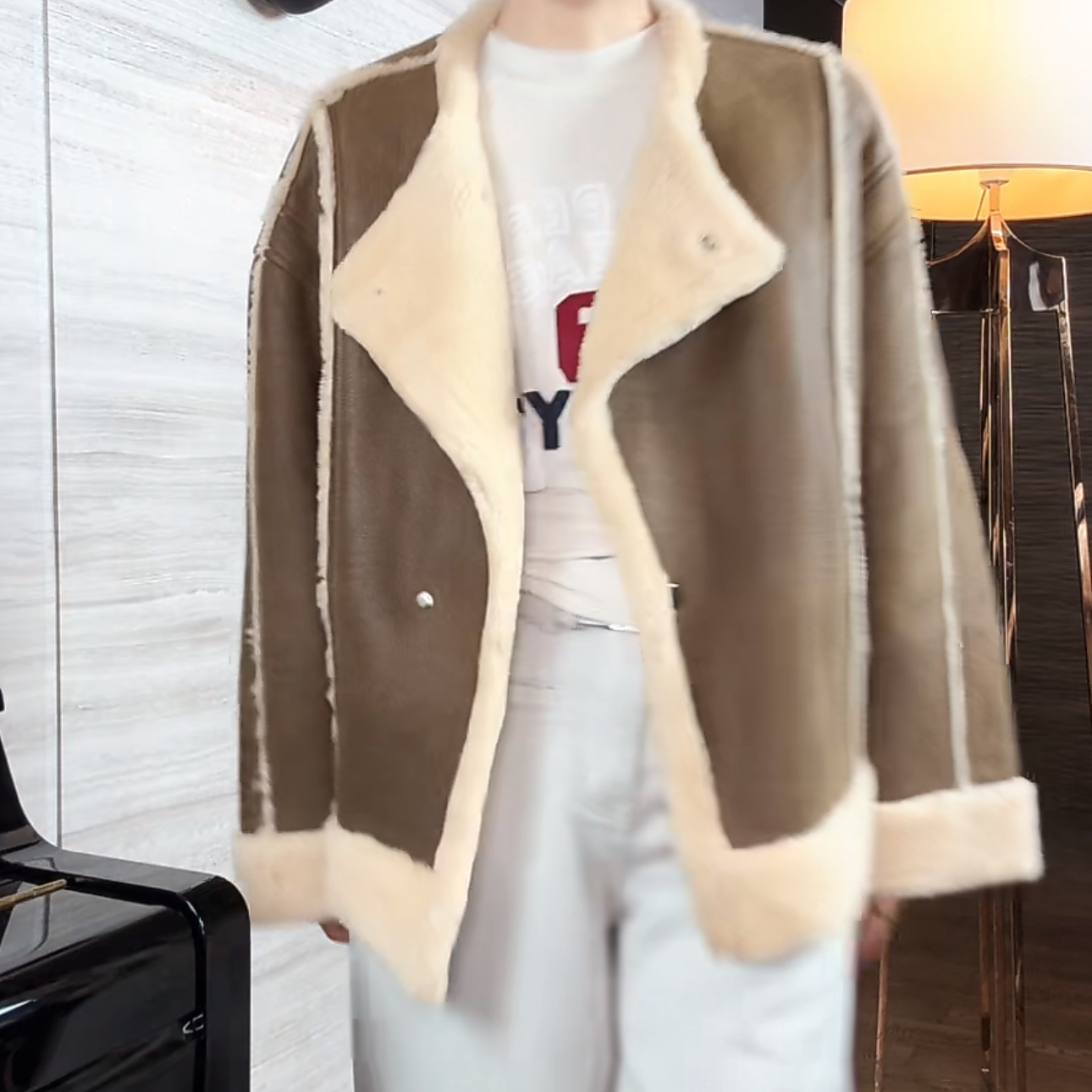 【阿春】丨“圆领皮毛一体时尚外套”
