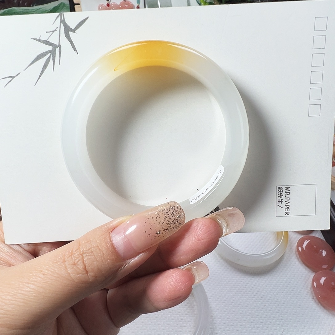 清***浅石英质玉（金丝玉）未镶嵌手镯