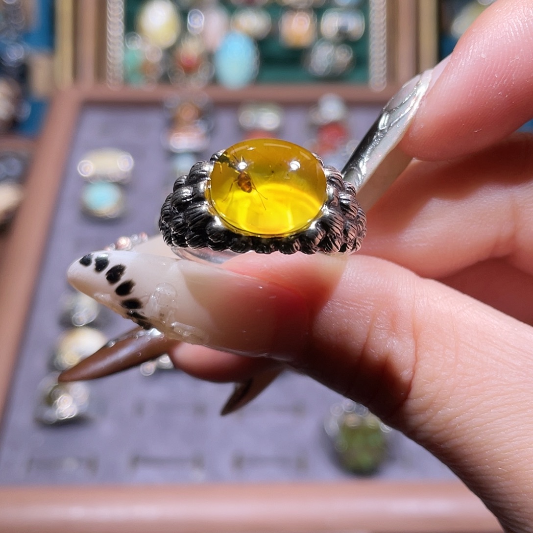 克***恩琥珀银S925镶嵌戒指戒指