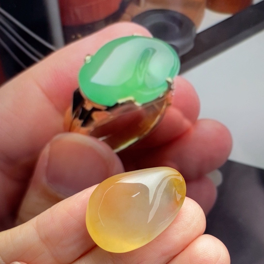 未镶嵌定制翡翠绝美黄翡冰糖随形  超超超推荐