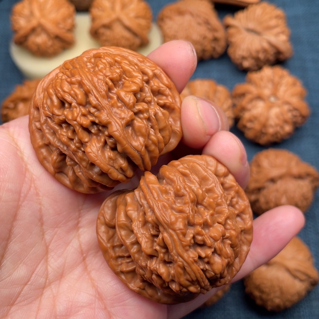 H***z把件文玩核桃45汉高楼