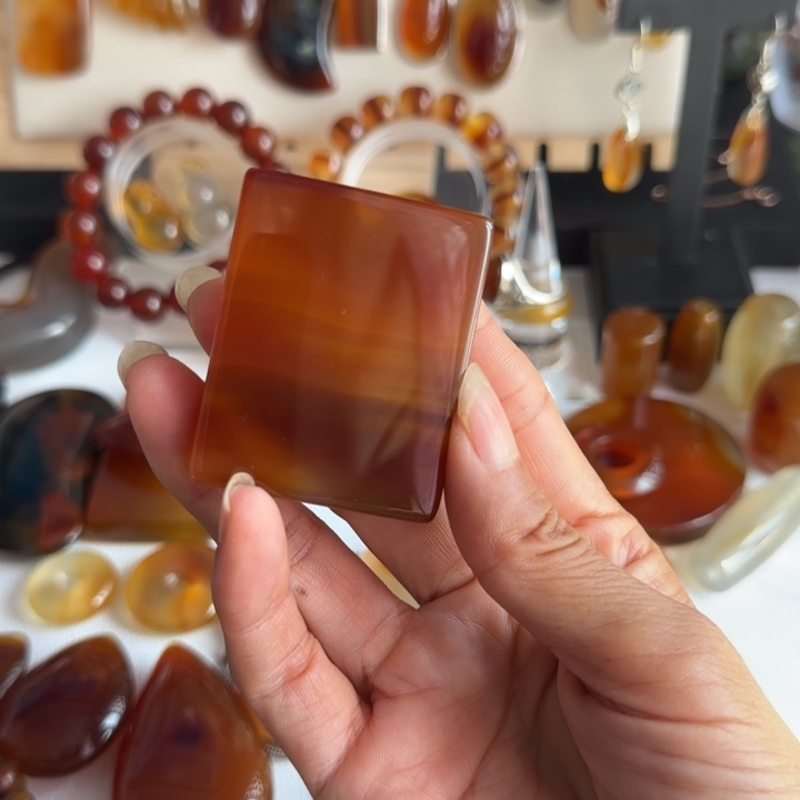 驰***店玛瑙/玉髓颈饰未镶嵌