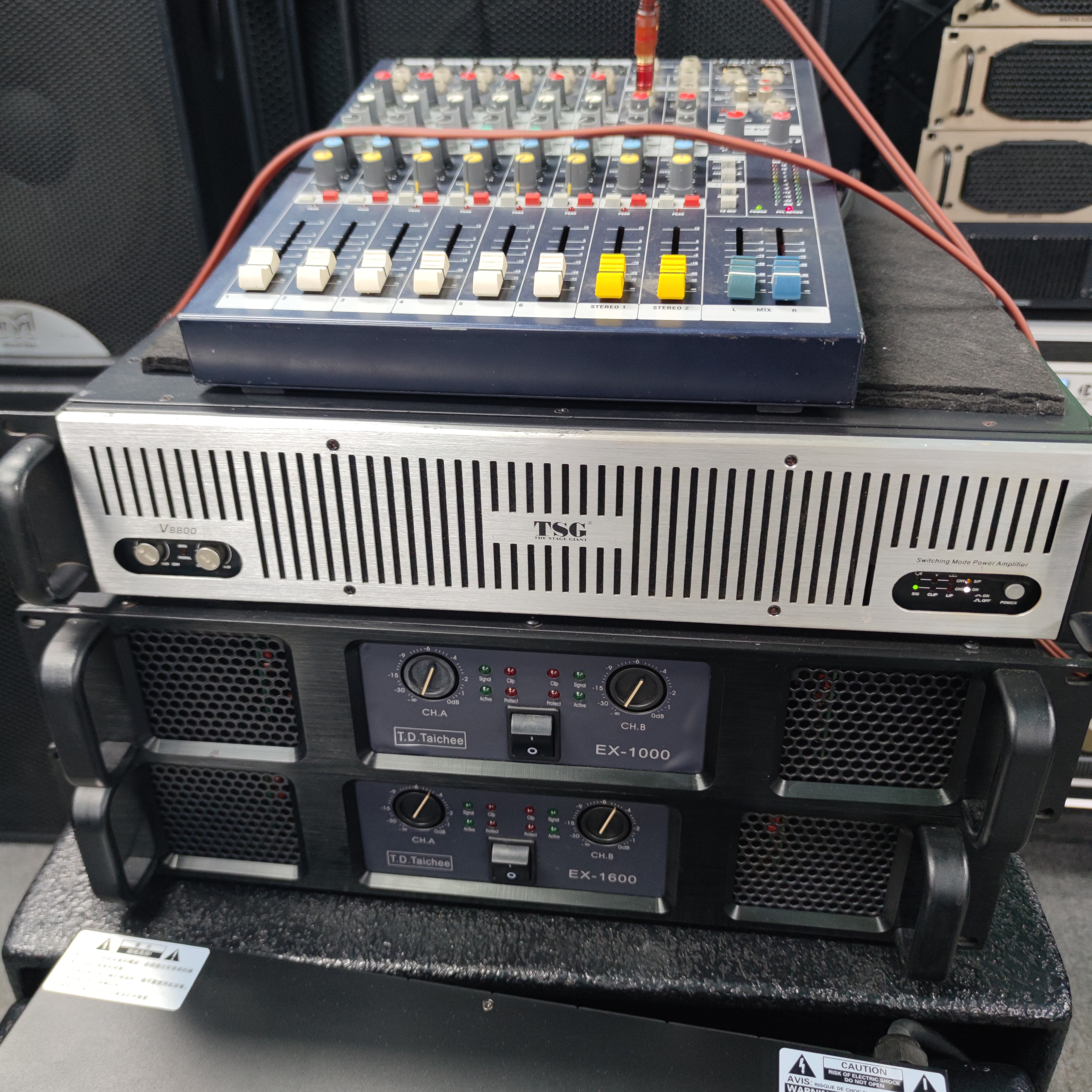 TSGV8800，1300瓦一个通道，推单十八或者15寸音响不包邮