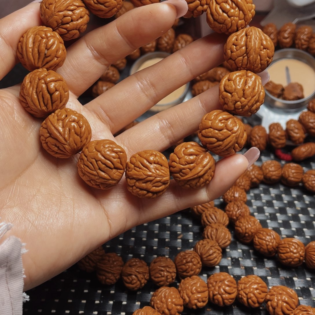 桃核手串梁**汉秦岭龙纹桃核