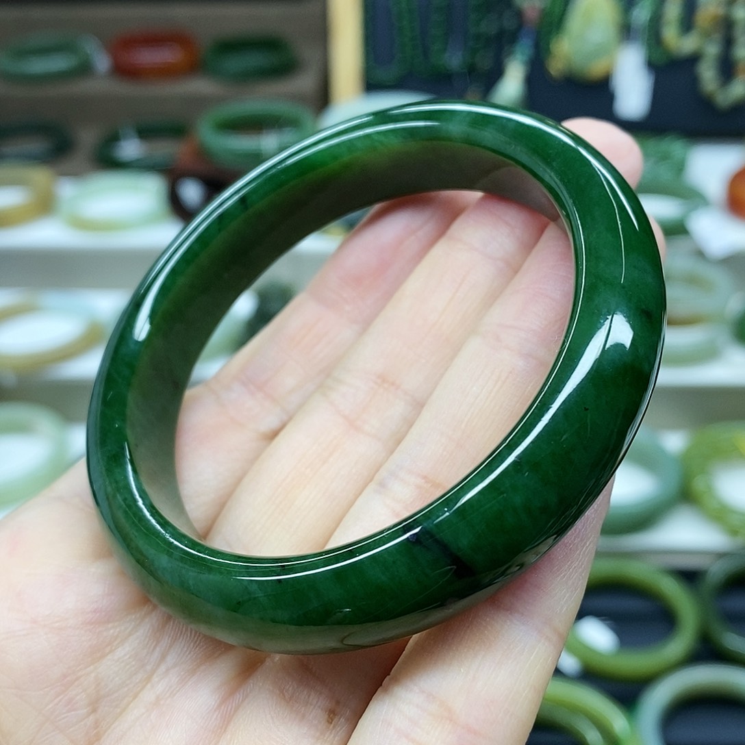 【闪购商品】和田玉（碧玉）手镯未镶嵌