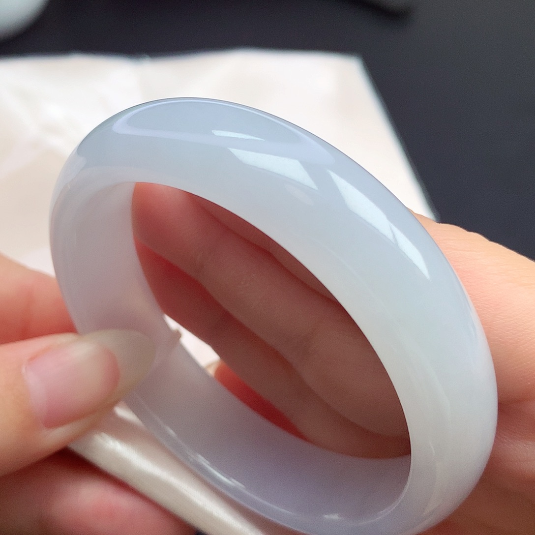 翡翠未镶嵌手镯56.6圈口