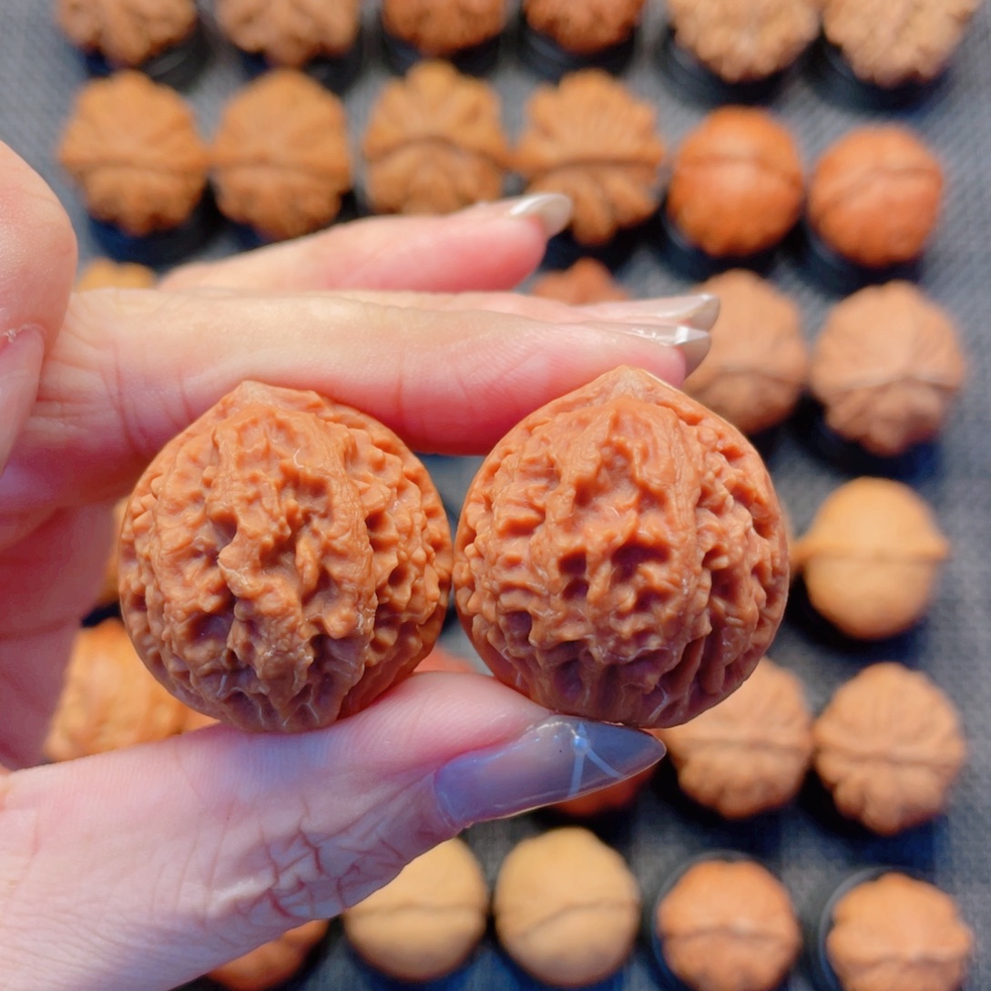 @***逃文玩核桃把件雪莲