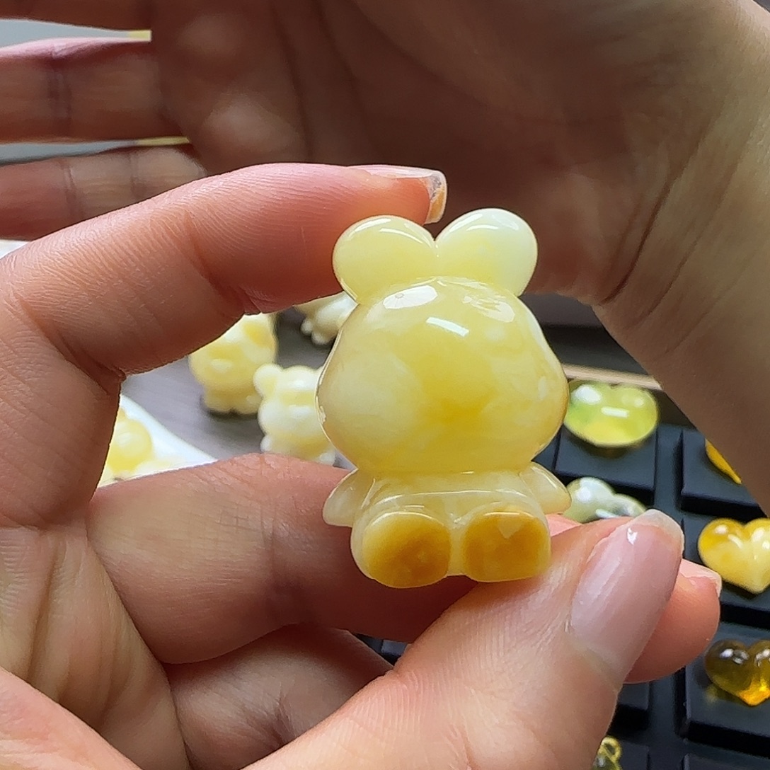 琥珀未镶嵌珠宝奇石