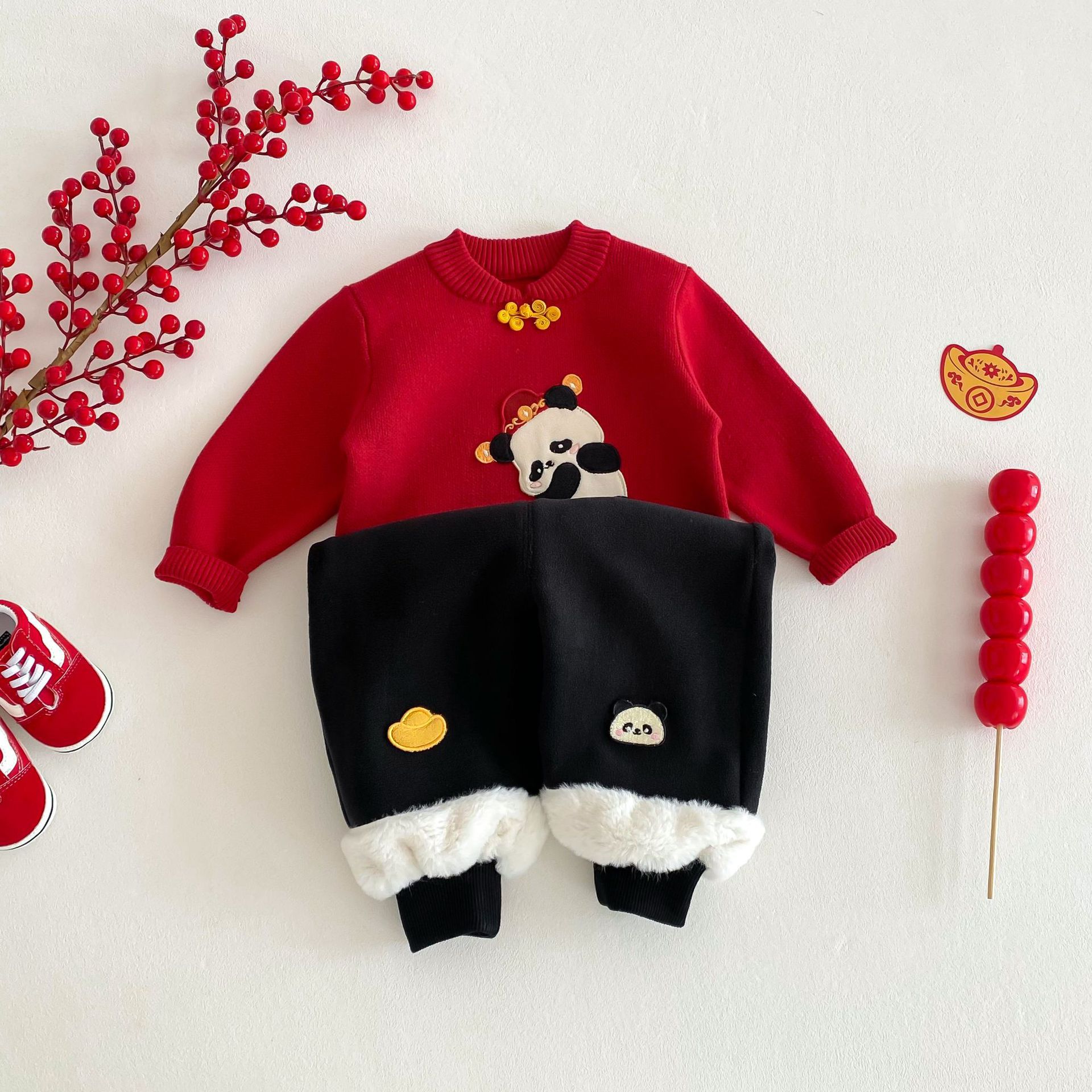 儿童奥粒绒裤子2025新款冬季打底贴布元宝洋气男童秋冬加绒卫裤