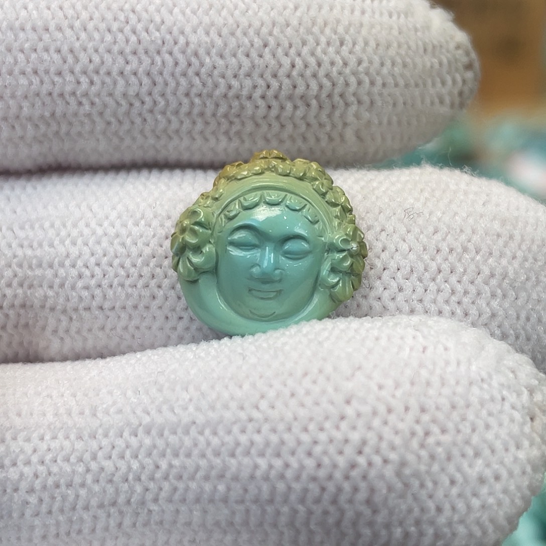 绿松石未镶嵌挂件