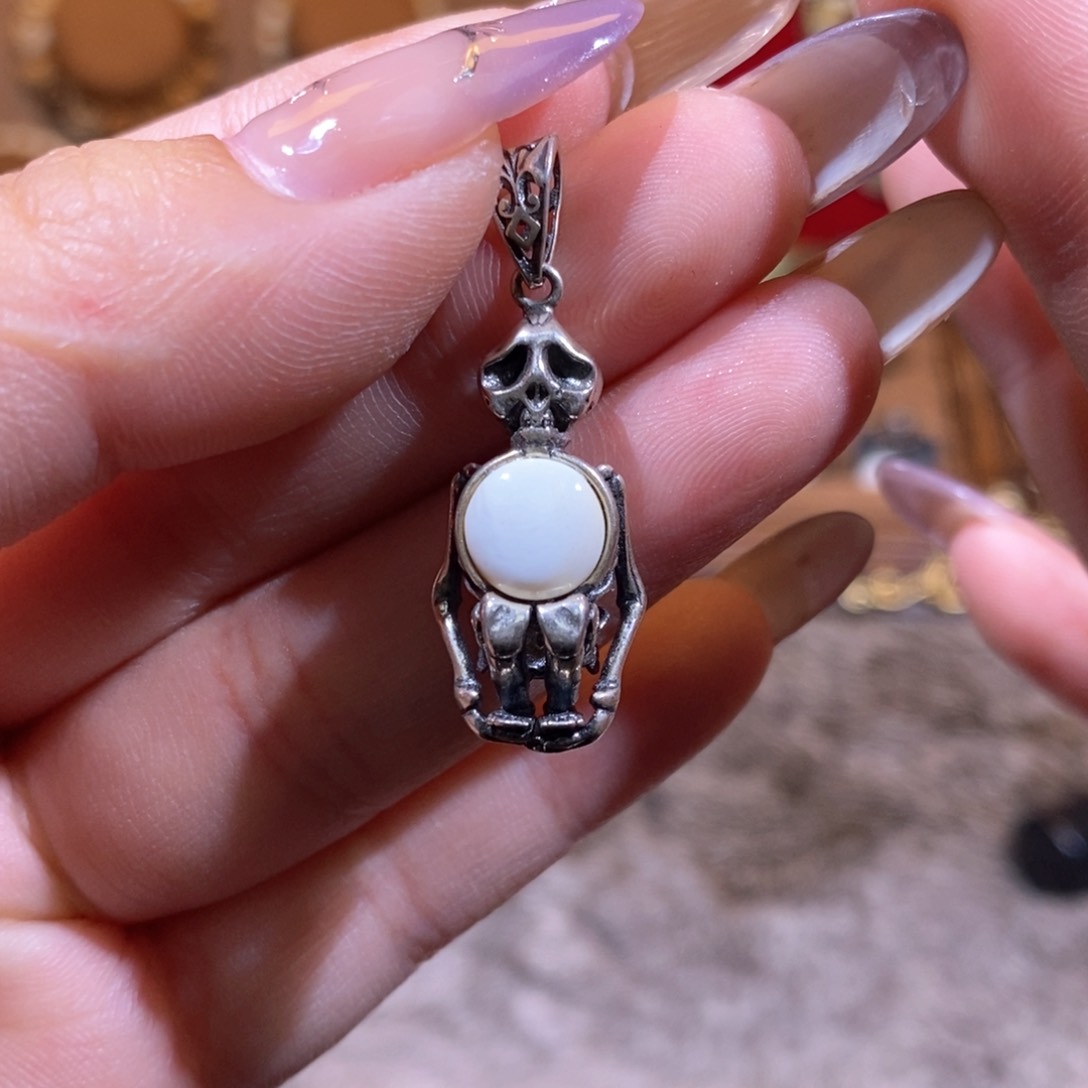 琥珀颈饰银S925镶嵌吊坠