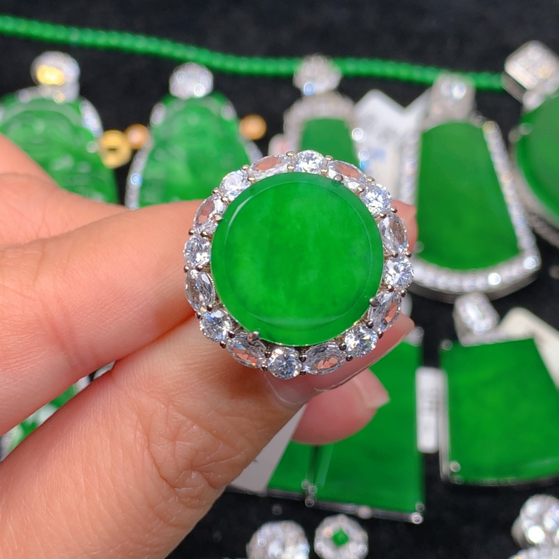 翡翠戒指银S925镶嵌翡翠