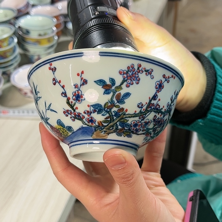 瓷片///////直径12.5厘米。绿。