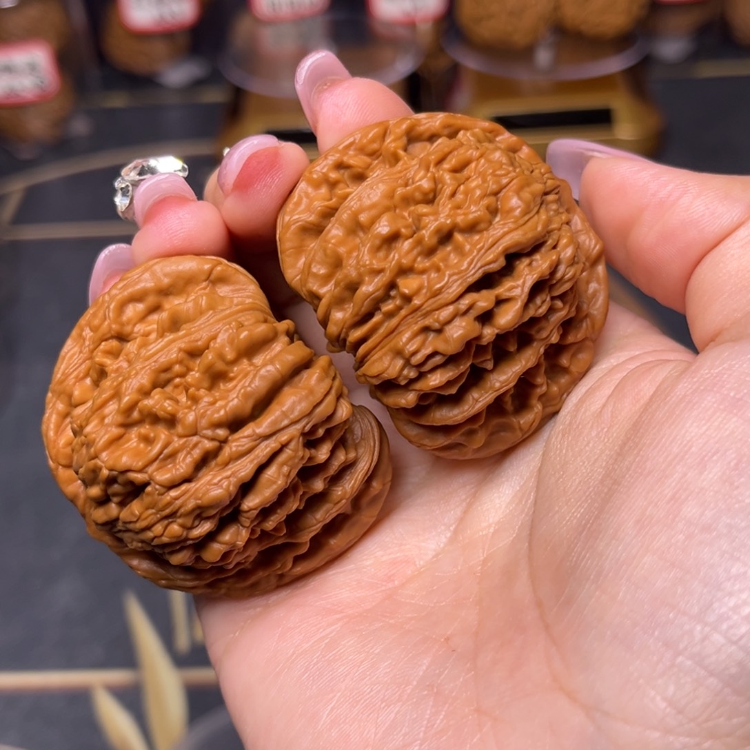 事***三吊坠文玩核桃四座楼