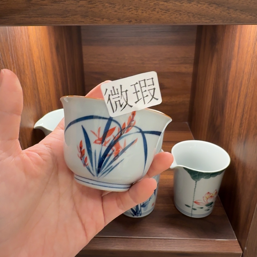 釉下手绘茶具微瑕