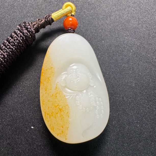 1164-和田玉带皮弥勒挂饰