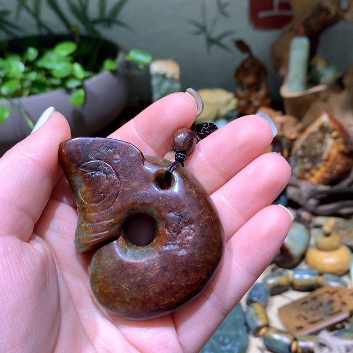 岫岩河磨玉（透闪石质玉）挂件未镶嵌