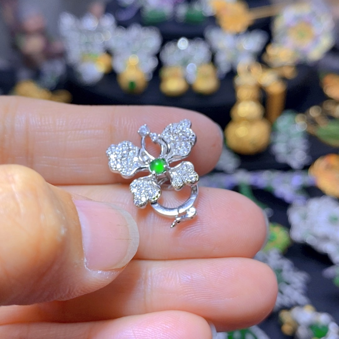 翡翠耳钉银S925镶嵌天然