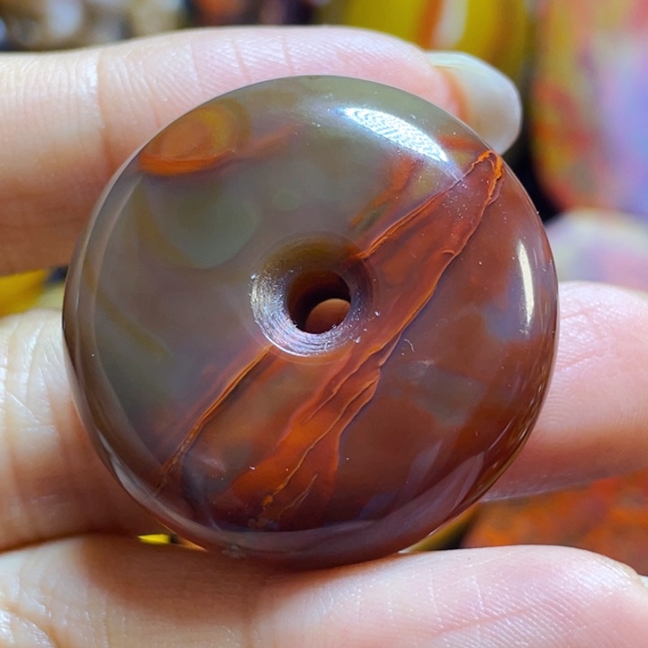 玛瑙/玉髓战国红吊坠未镶嵌