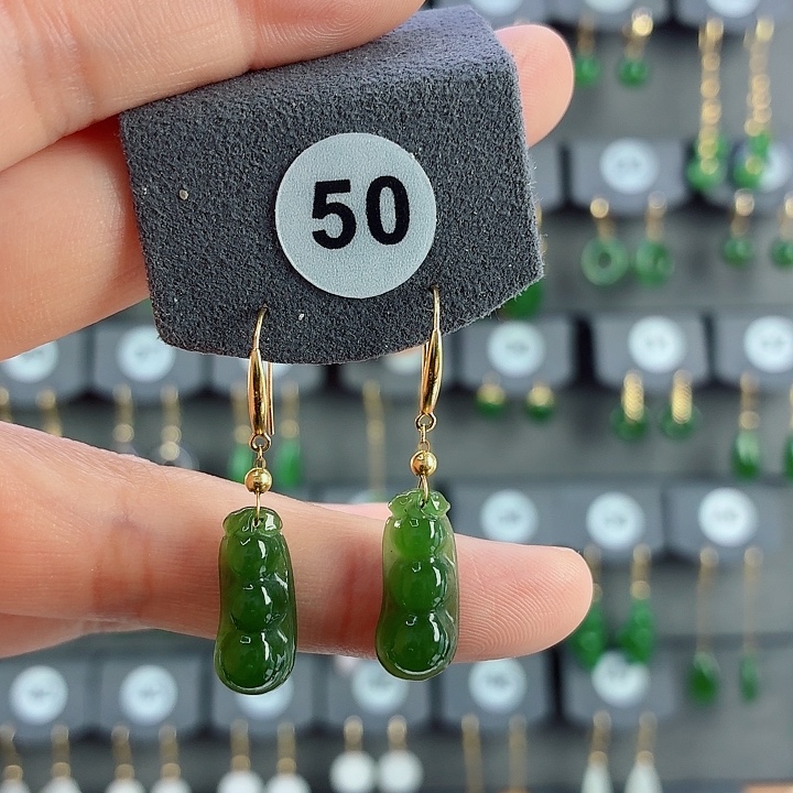 和田玉18K金镶嵌耳饰