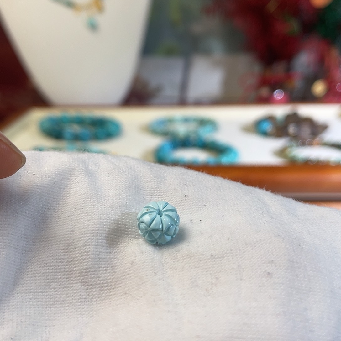 南红玛瑙配饰未镶嵌