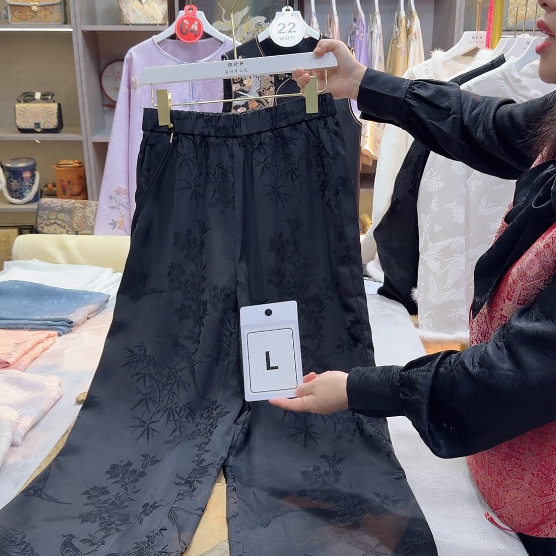 雪***花非遗传承人的精神风貌和精神风貌